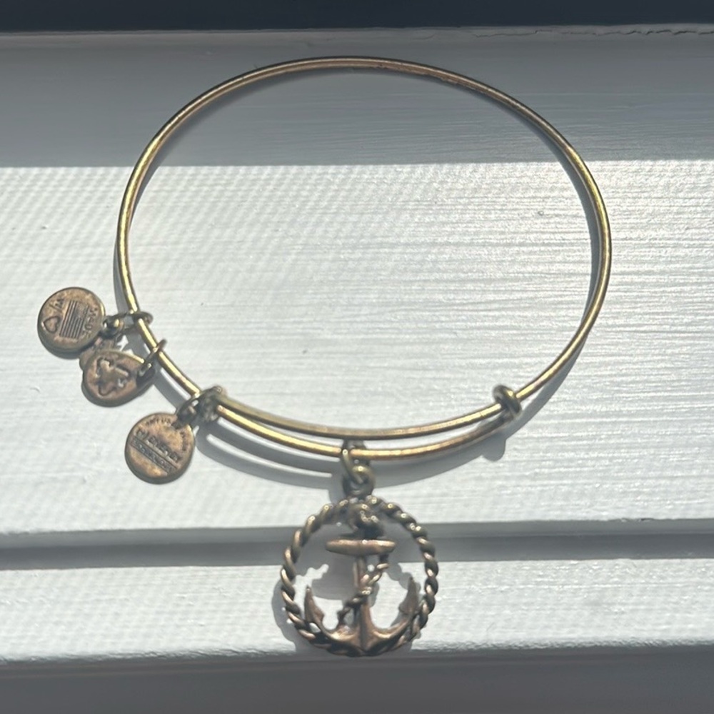 Alex and Ani anchor bracelet